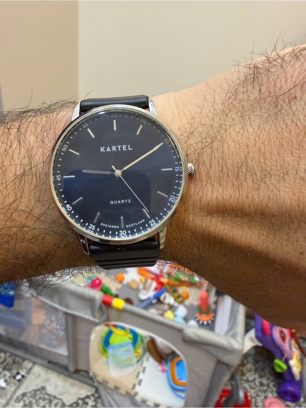 Kartel Hume 40mm Mens Quartz Watch Navy Blue Sunray Dial Black